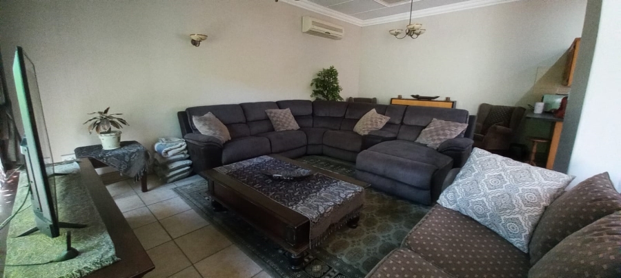 3 Bedroom Property for Sale in Roosheuwel North West